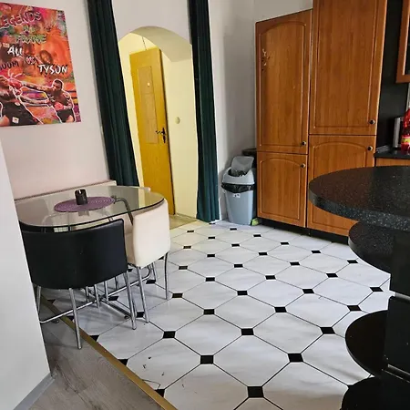 9 Apartment